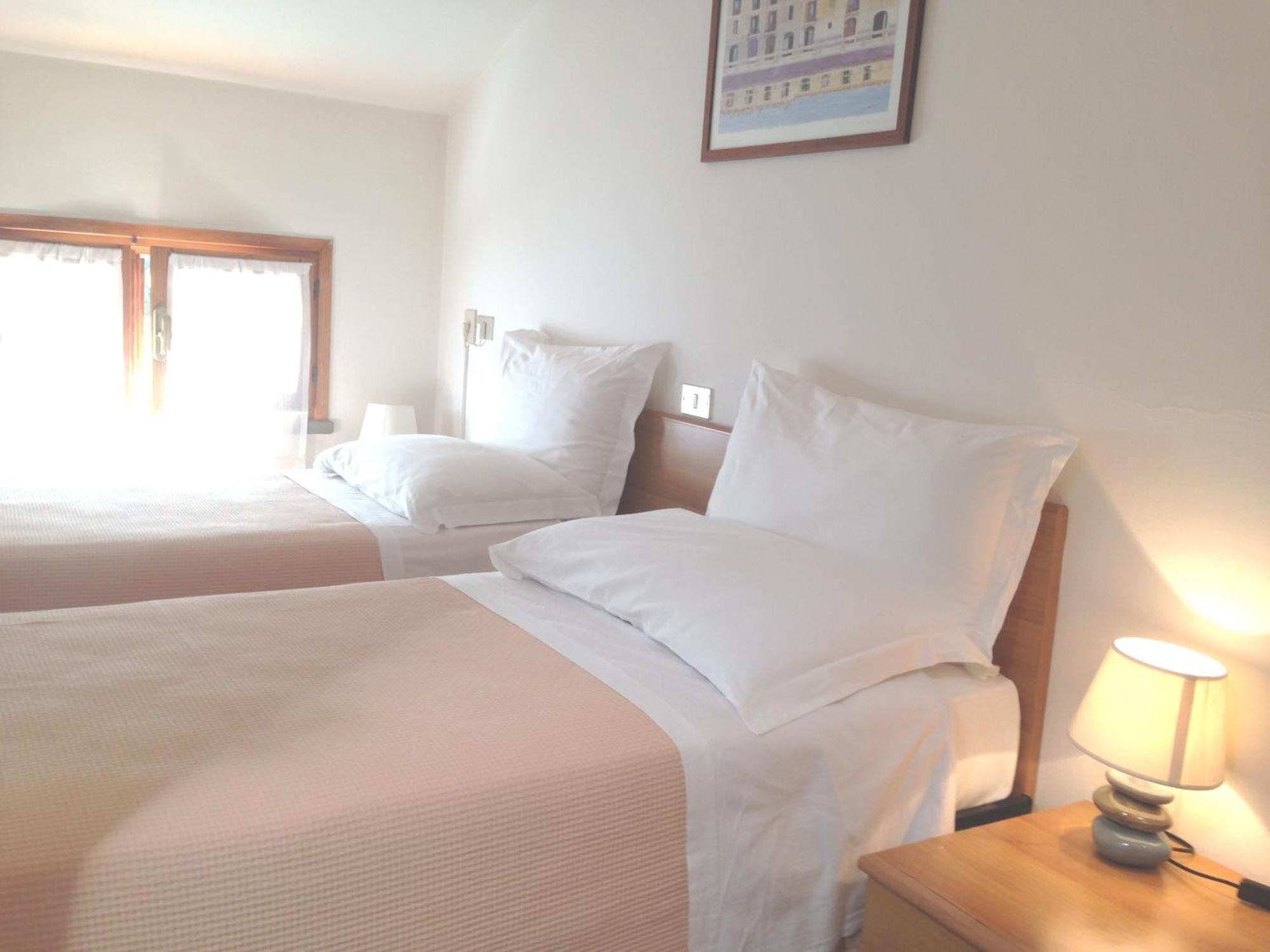 Albergo Romagna Фратта-Терме Номер фото