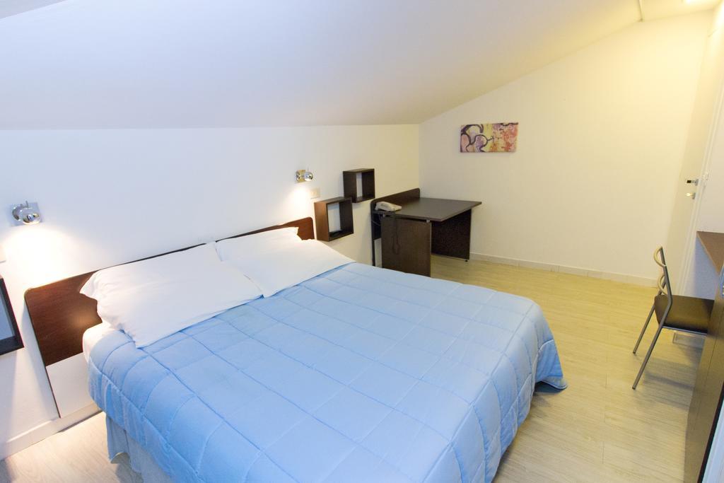 Albergo Romagna Фратта-Терме Екстер'єр фото