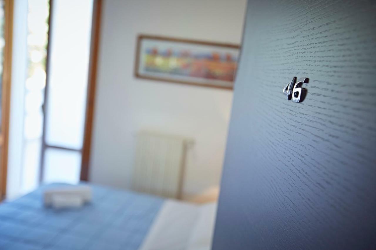 Albergo Romagna Фратта-Терме Екстер'єр фото