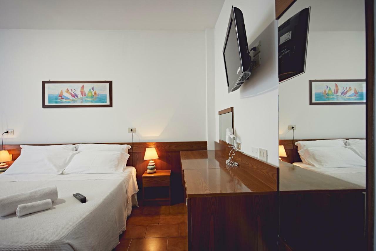 Albergo Romagna Фратта-Терме Екстер'єр фото
