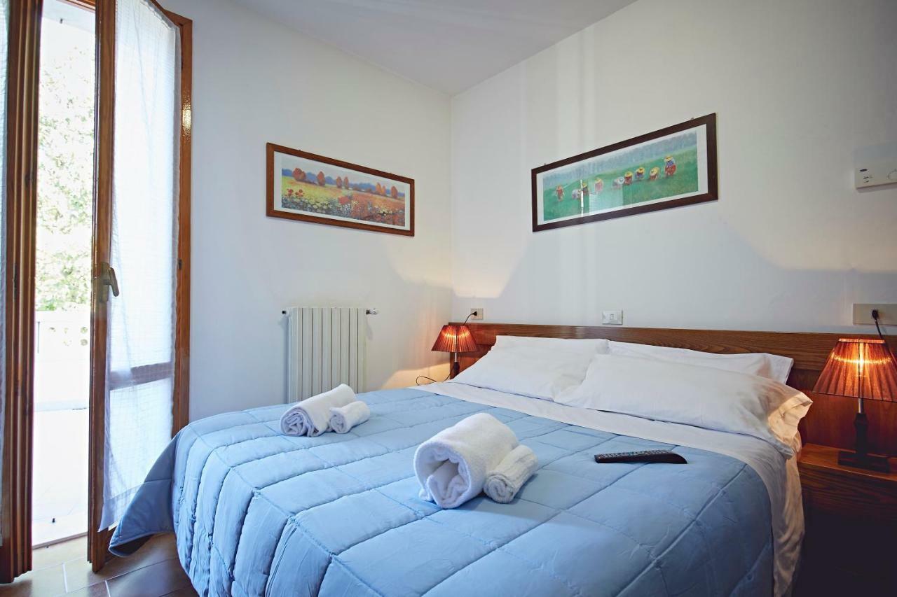 Albergo Romagna Фратта-Терме Екстер'єр фото